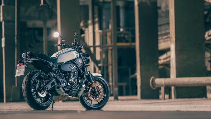 La XSR 700, risveglia antiche passioni a 2 ruote