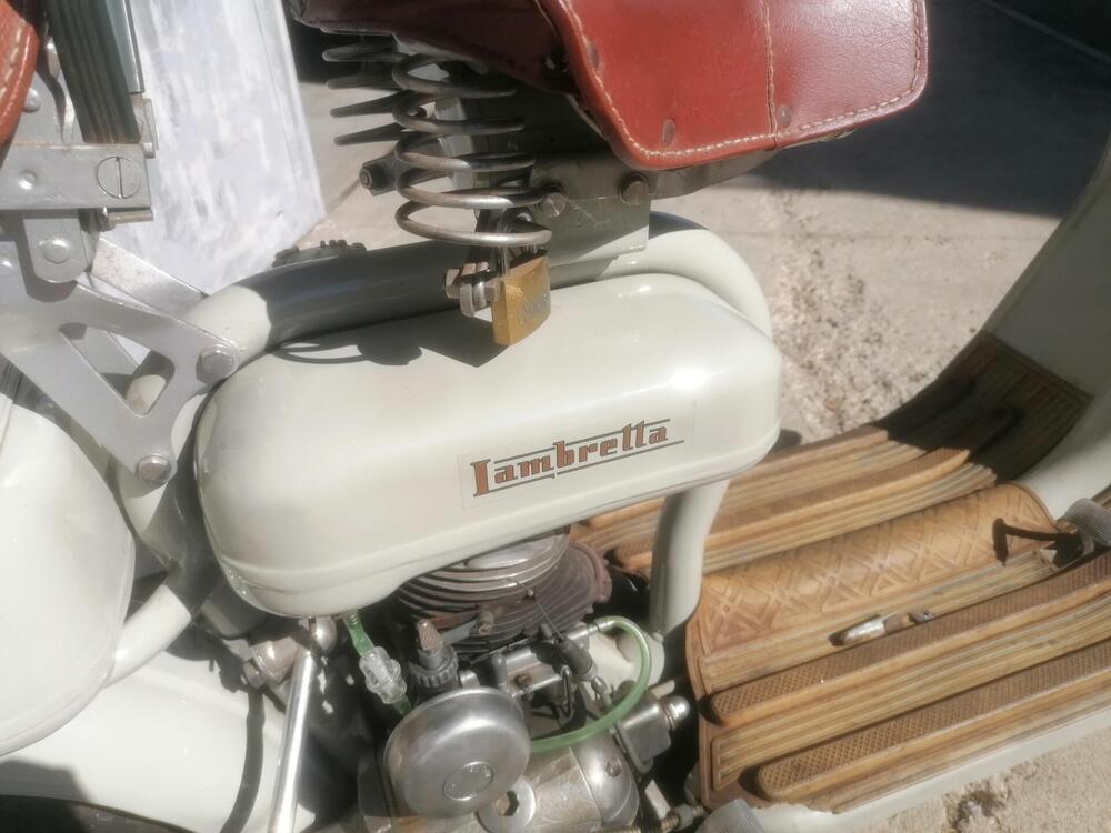 Lambretta 125 d uniproprietario – restauro conservato (11)