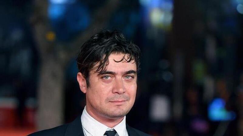 Riccardo Scamarcio protagonista di un film con la Lancia Delta Martini