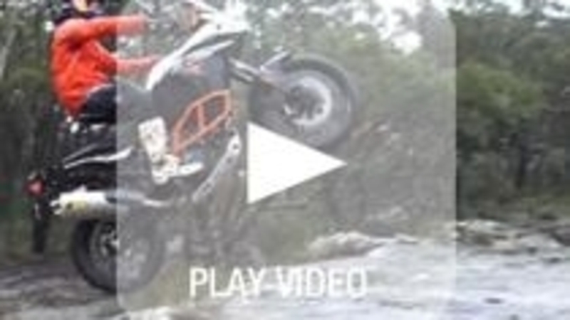 KTM 1190R Adventure, guardate un po&#039; come la guida Chris Birch