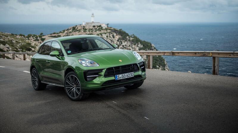 La Porsche Macan termica ancora in consegna dopo il 2023