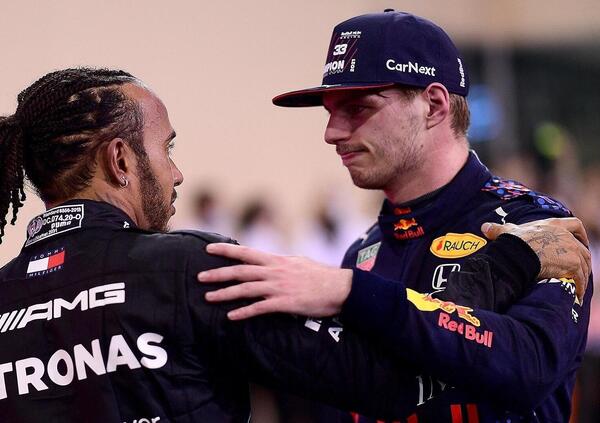 Verstappen punzecchia Hamilton: &ldquo;Il prossimo anno sar&ograve; pi&ugrave; rilassato. Secondo titolo di fila? Ci vuole tanta fortuna e...&rdquo;