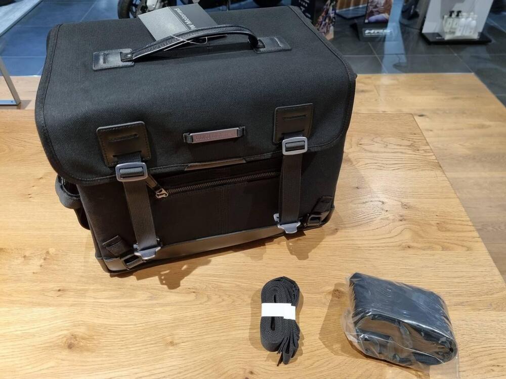 BMW Borsa Medium (Waterproof)