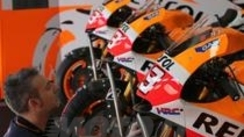 MotoGP. Tutti in fila dietro alla Honda