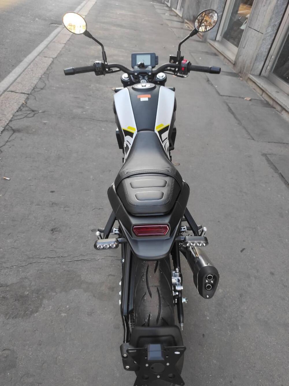Benelli Leoncino 250 (2021 - 25) (12)