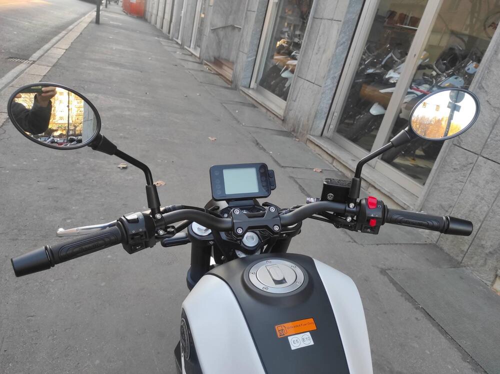 Benelli Leoncino 250 (2021 - 25) (13)