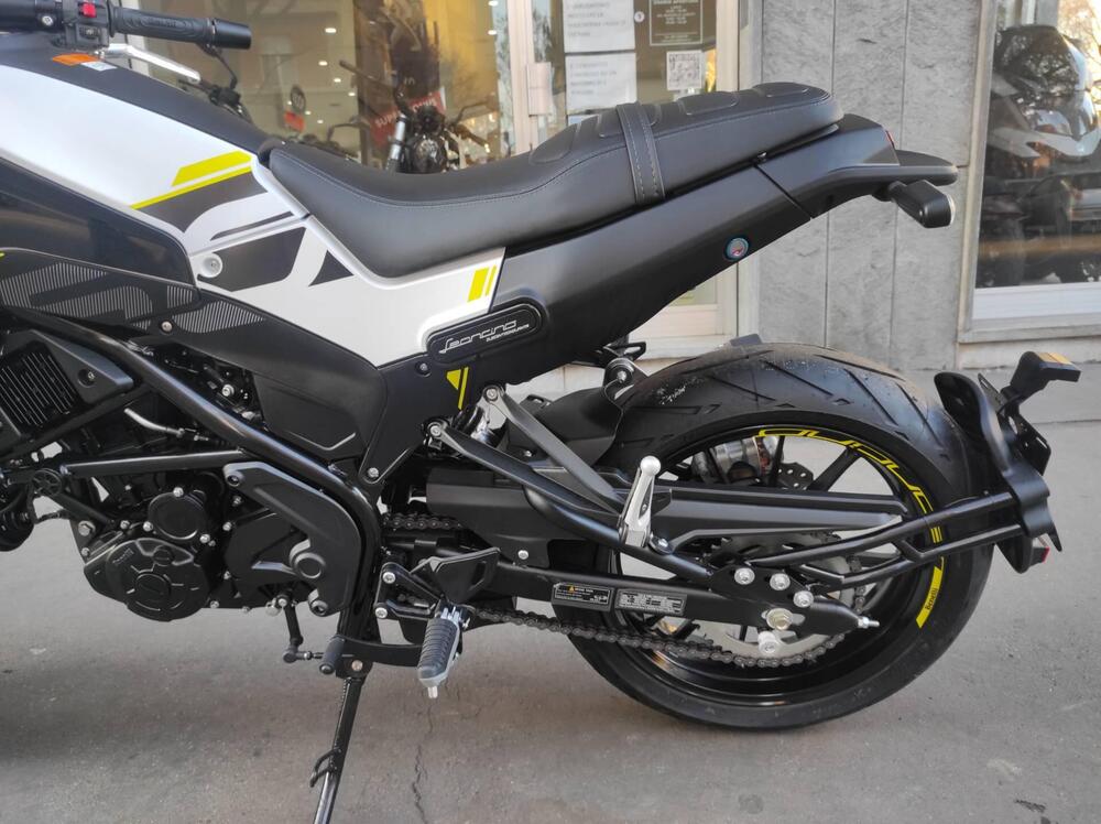 Benelli Leoncino 250 (2021 - 25) (16)