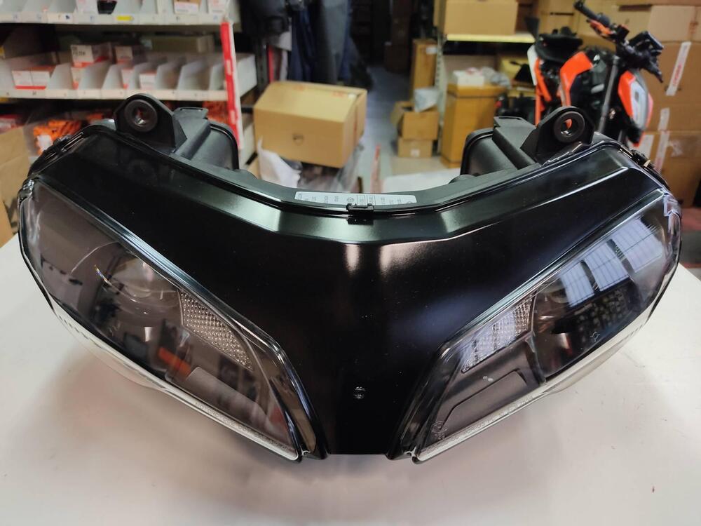 FANALE ANTERIORE DUCATI SUPERBIKE 848 / 1198