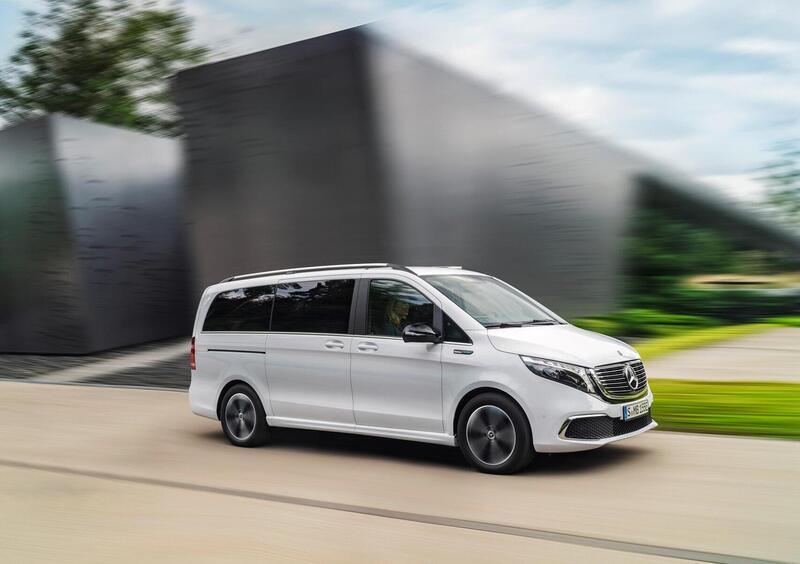 Mercedes-Benz EQV (2020-->>) (7)