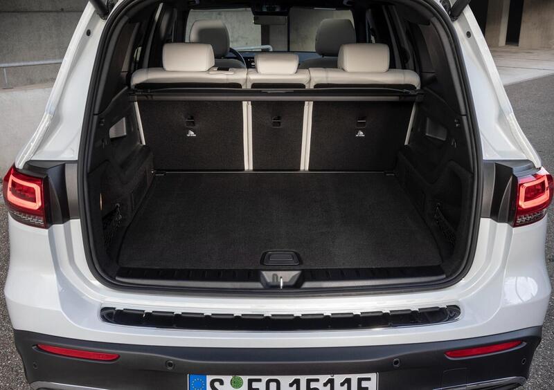 Mercedes-Benz EQB (36)