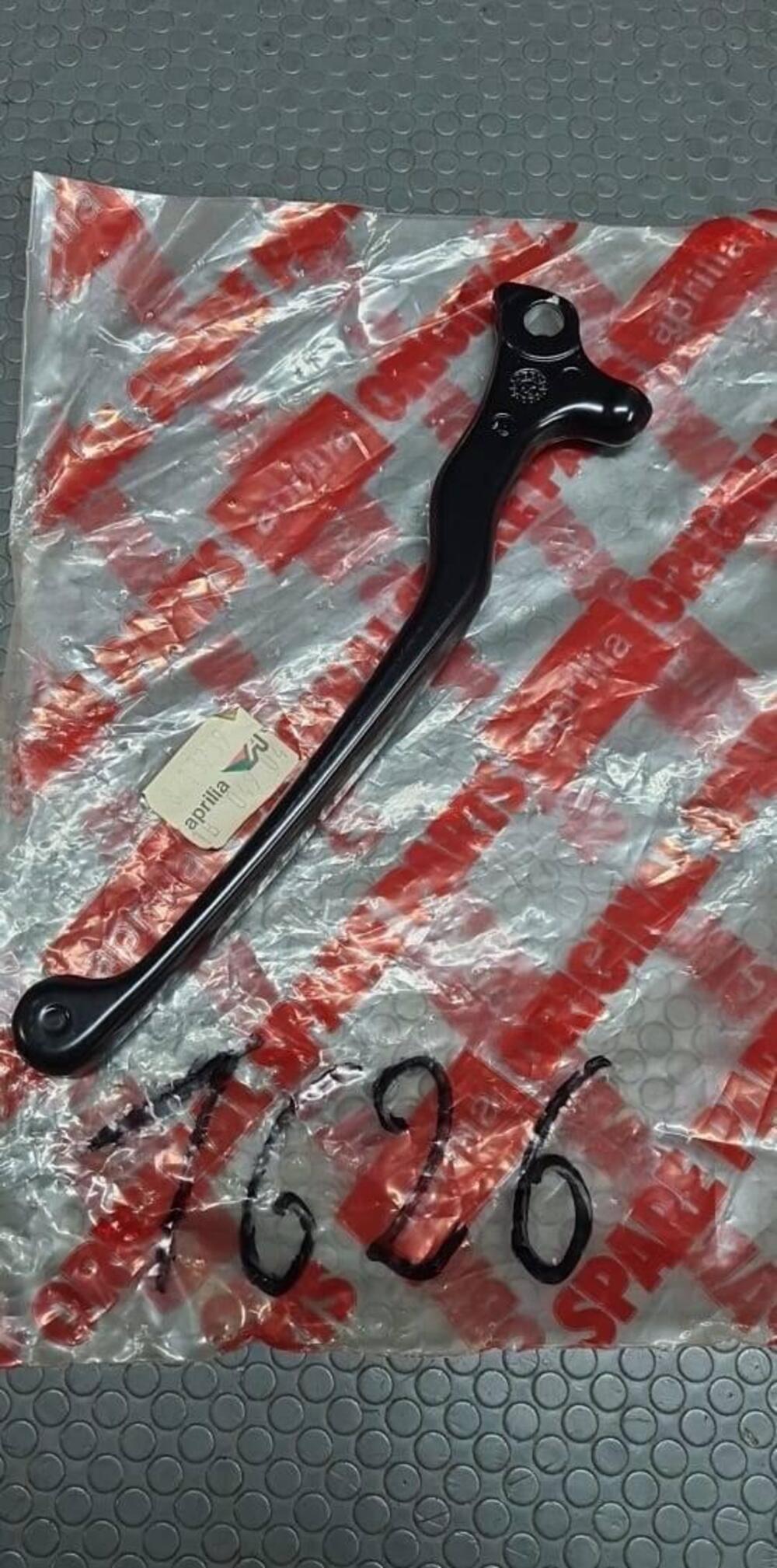 LEVA FRENO ANT. GULLIVER 50 Aprilia