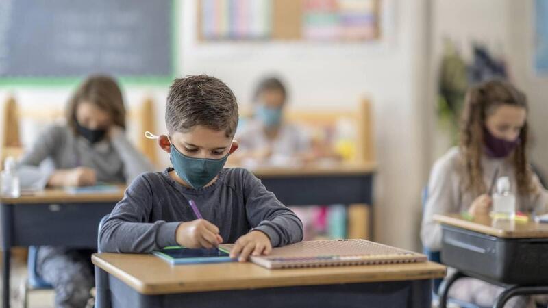 Covid e spostamenti. Cosa cambier&agrave; per scuola e quarantene?