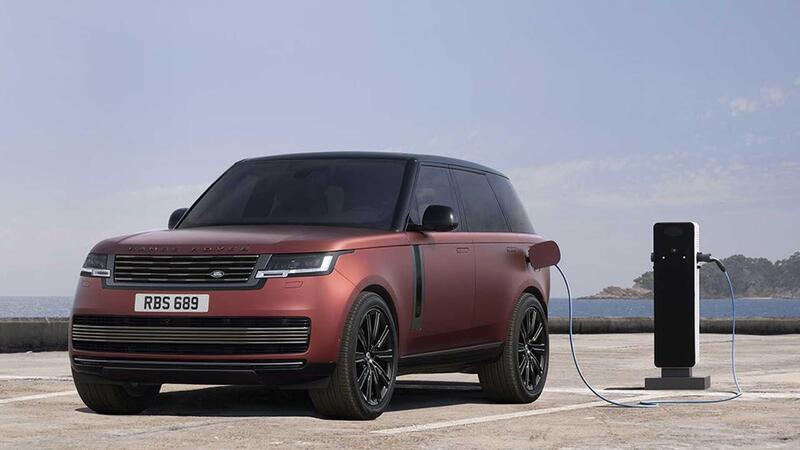 Range Rover, aperti gli ordini per le nuove ammiraglie