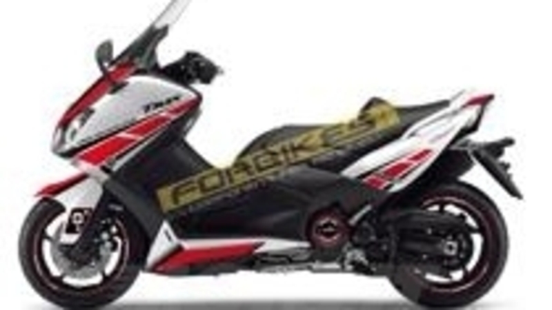 Forbikes: kit grafiche adesive per Yamaha T-Max