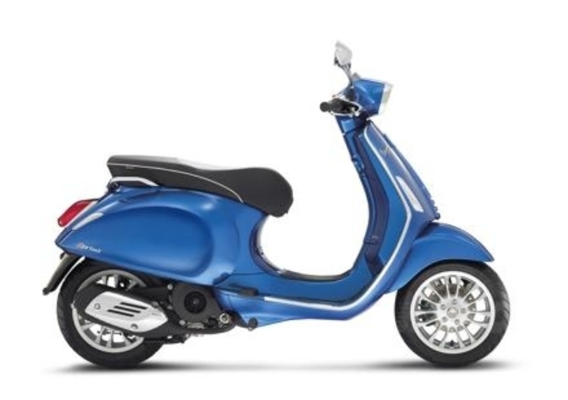 Nuova Vespa Sprint: le prime foto