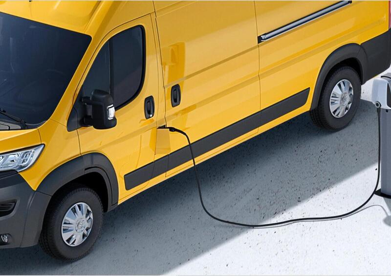 Opel Movano-e Furgone (2021-23) (16)
