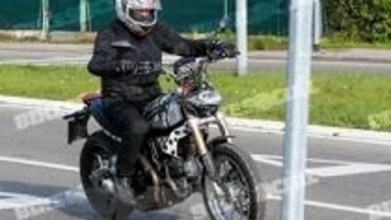 Ducati Scrambler, altre foto &quot;rubate&quot;