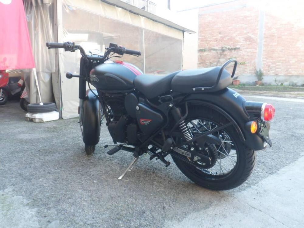 Royal Enfield Classic 350 (2021 - 25) (3)