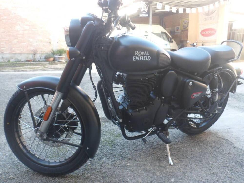 Royal Enfield Classic 350 (2021 - 25) (5)