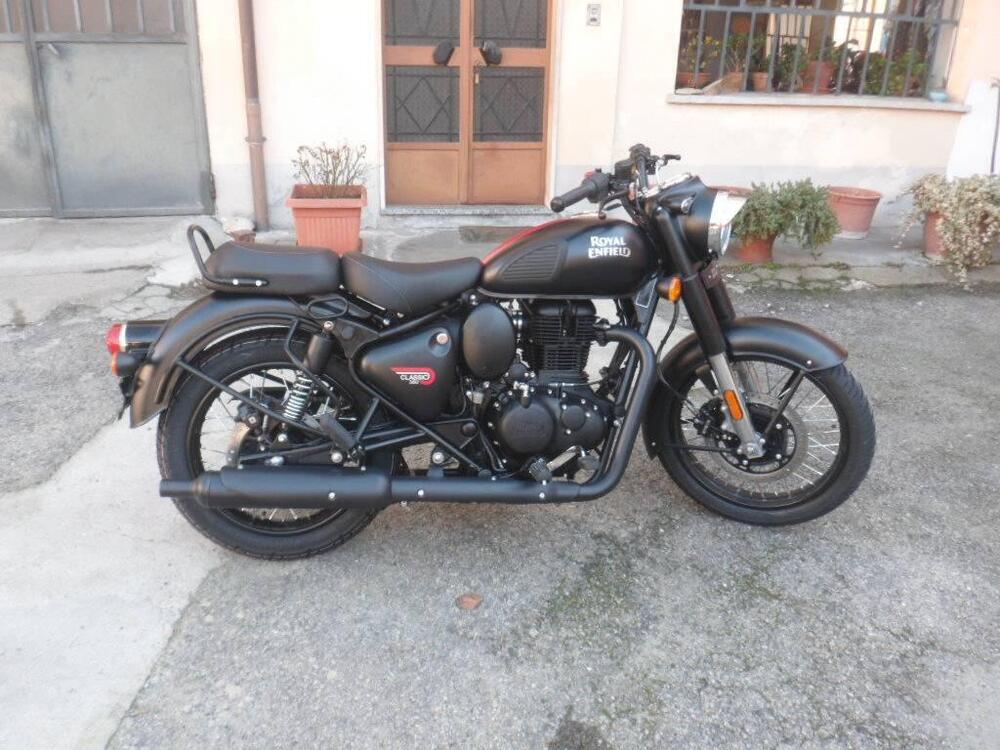 Royal Enfield Classic 350 (2021 - 25) (8)