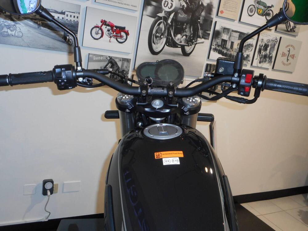 Benelli Leoncino 500 Trail (2021 - 25) (5)