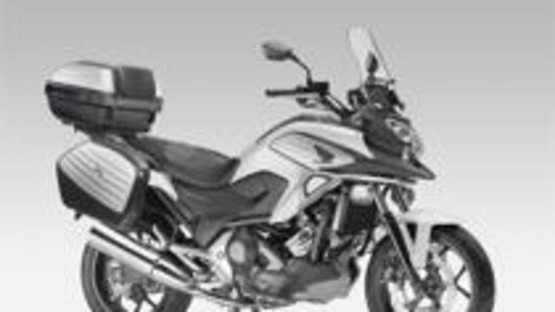 Honda presenta la versione Travel Edition della NC750X e della NC750X DCT 