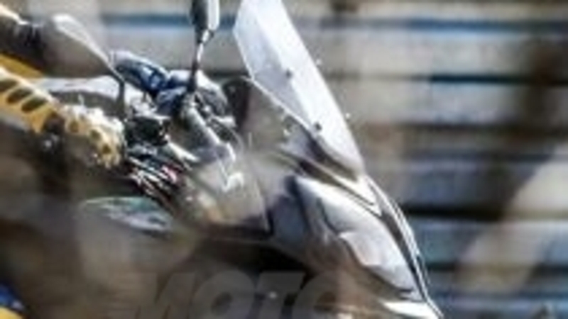 BMW S 1000X, prima immagine della Crossover tedesca