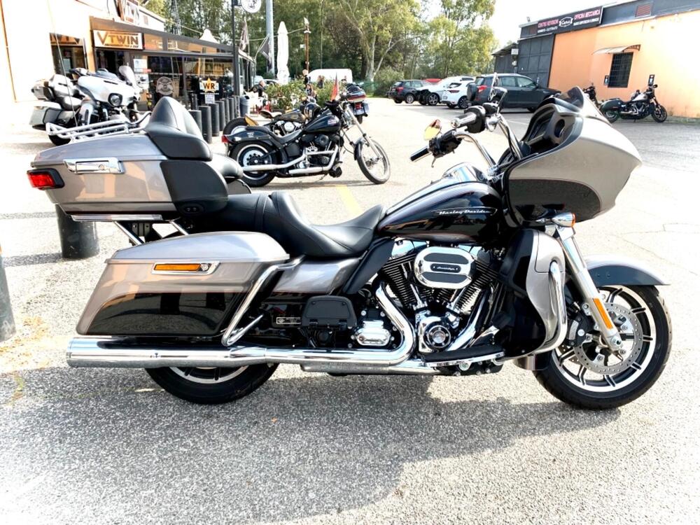 Harley-Davidson 1690 Road Glide Ultra (2015 - 16) - FLRTU