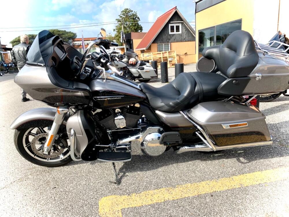 Harley-Davidson 1690 Road Glide Ultra (2015 - 16) - FLRTU (8)