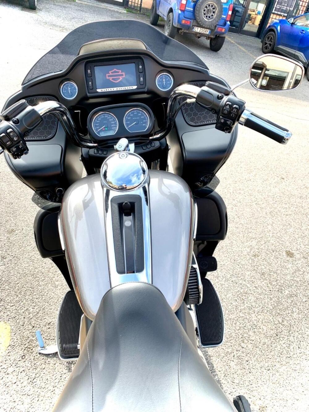 Harley-Davidson 1690 Road Glide Ultra (2015 - 16) - FLRTU (9)