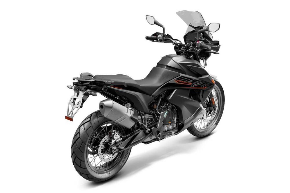 KTM 890 Adventure (2022) (6)