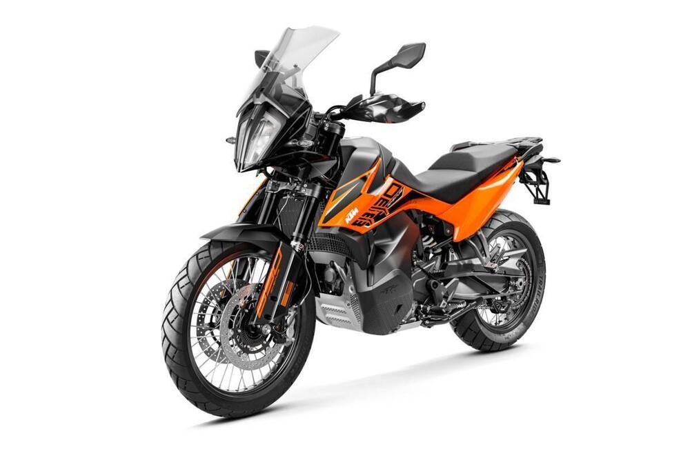 KTM 890 Adventure L (2022) (2)