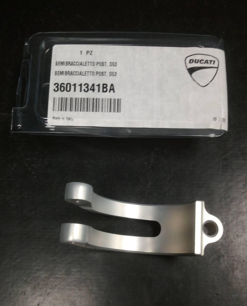 Collarino manubrio posteriore Panigale Ducati (2)