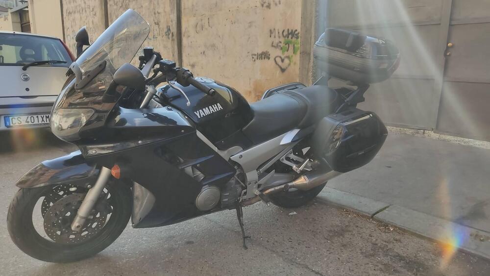 Yamaha FJR 1300 (2001 - 03) (2)