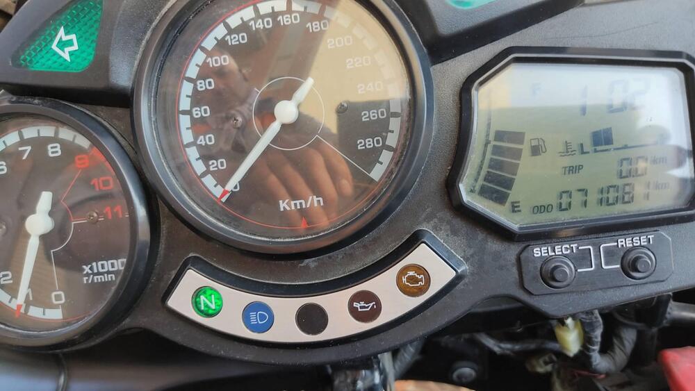 Yamaha FJR 1300 (2001 - 03) (3)