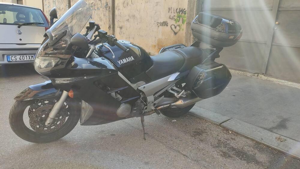 Yamaha FJR 1300 (2001 - 03) (4)