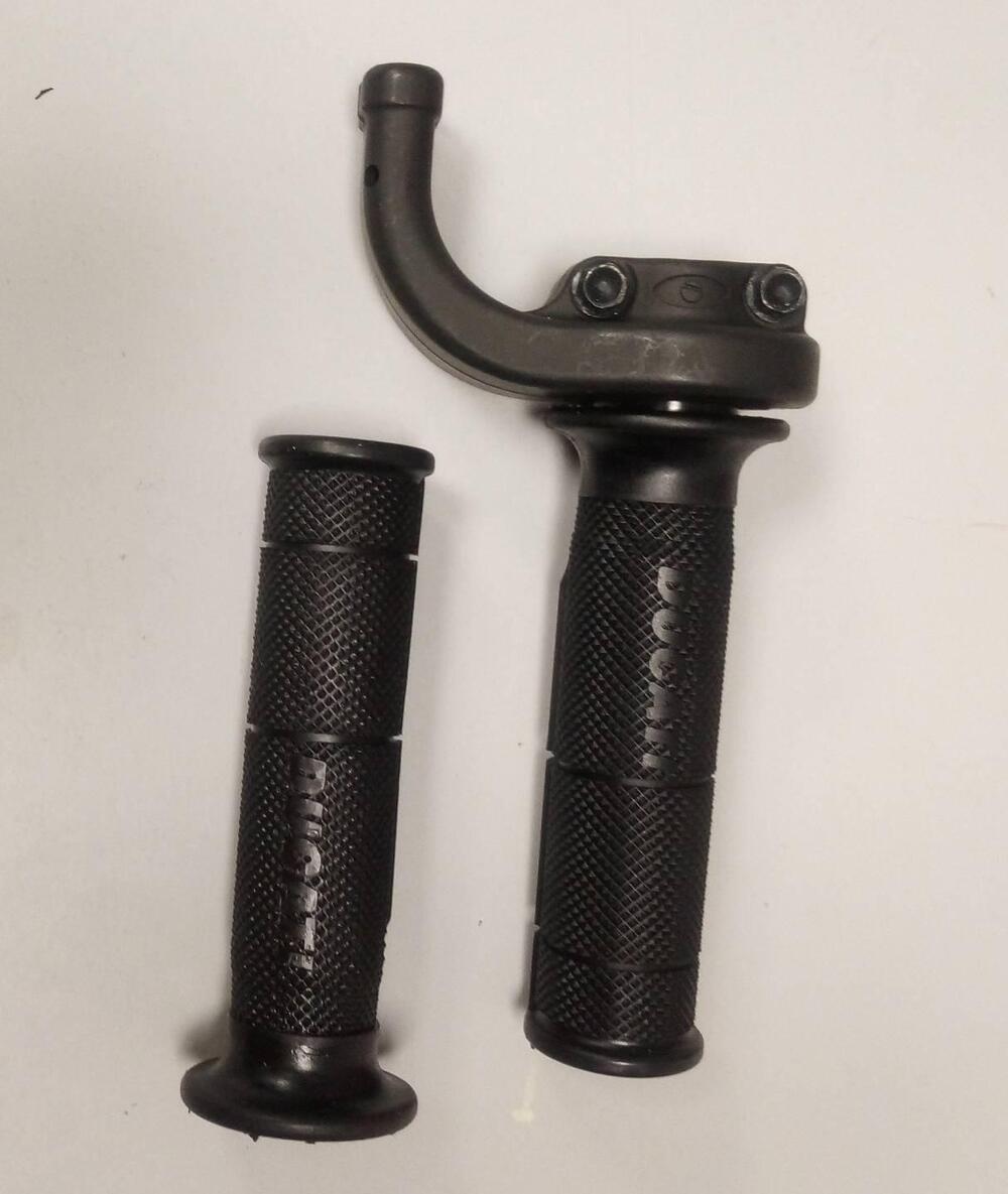 Comando gas MTS1000 Ducati