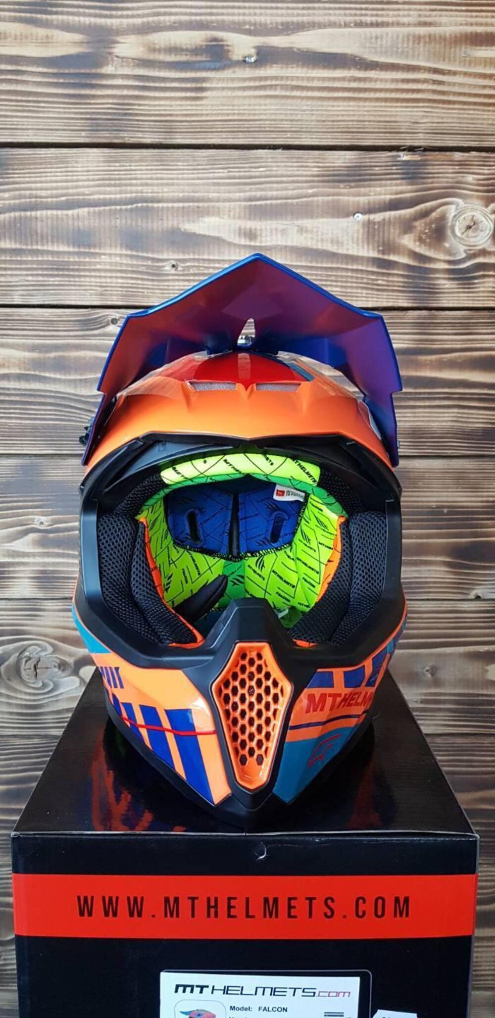 CASCO MT HELMETS FALCON (2)