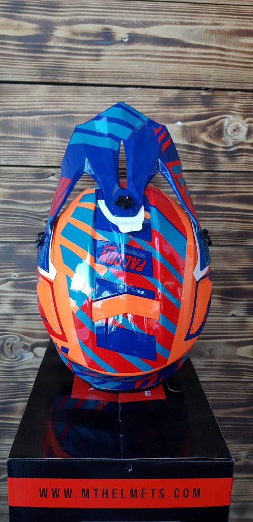 CASCO MT HELMETS FALCON (4)