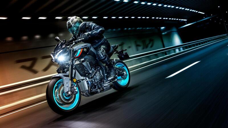 Yamaha MT-10 e MT-10 SP: prezzi e arrivi delle novit&agrave; 2022