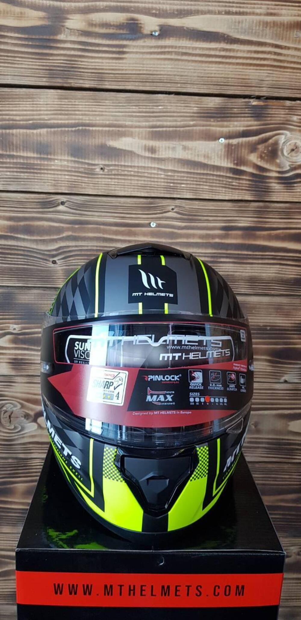 MT HELMETS THUNDER 3 SV ISLE OF THE MAN (3)