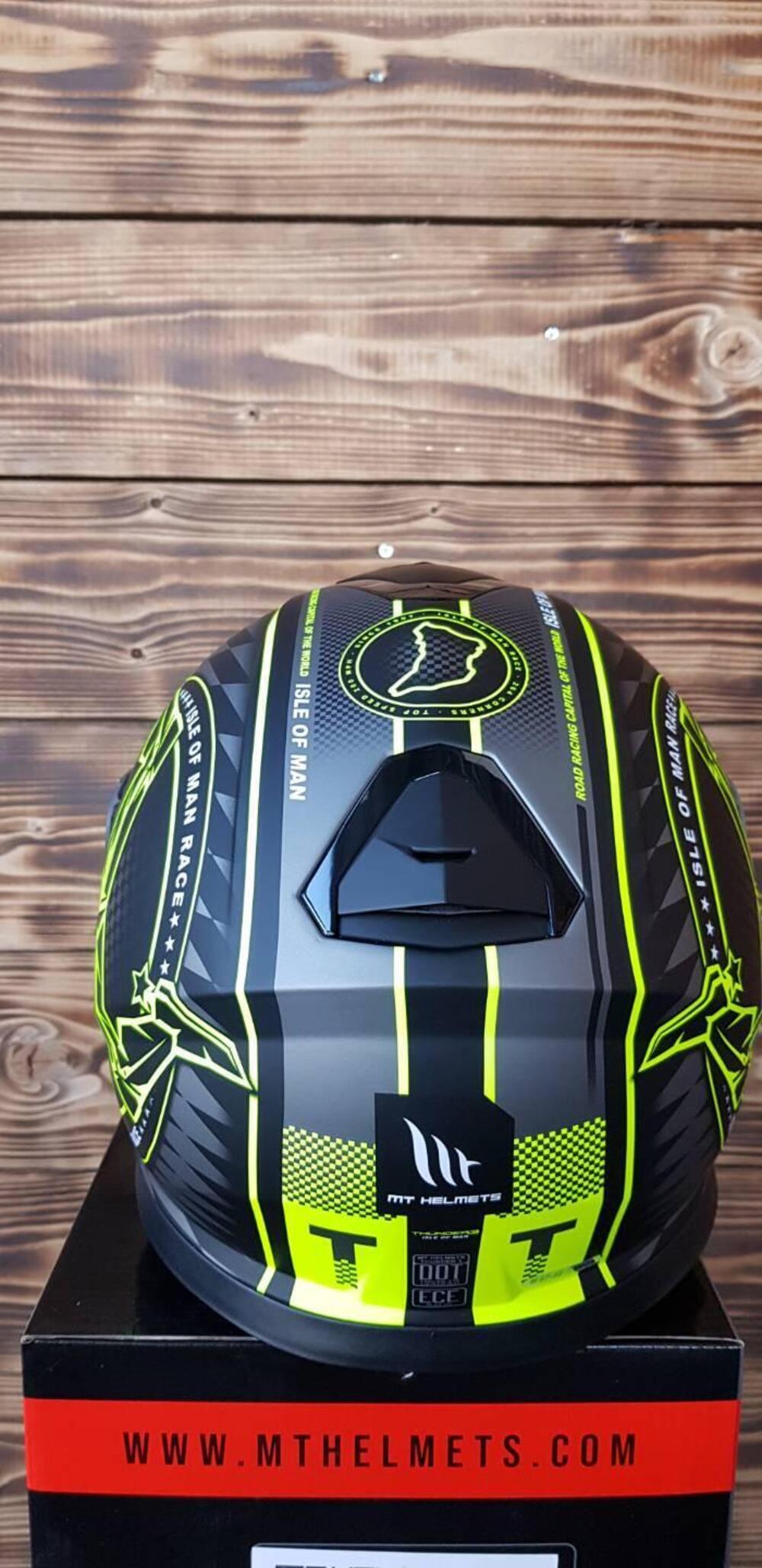 MT HELMETS THUNDER 3 SV ISLE OF THE MAN (4)