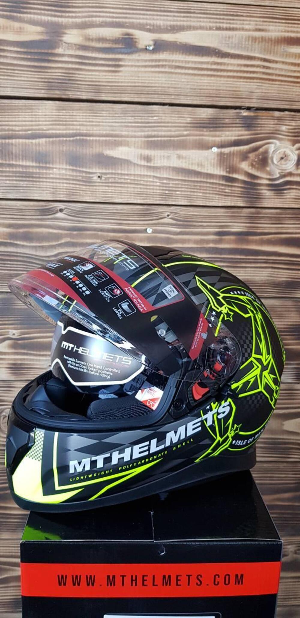 MT HELMETS THUNDER 3 SV ISLE OF THE MAN (2)