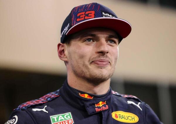 Verstappen si &quot;arruffiana&quot; Hamilton: &quot;Non so come abbia fatto&quot;. Ma rivela che dopo Abu Dhabi... 