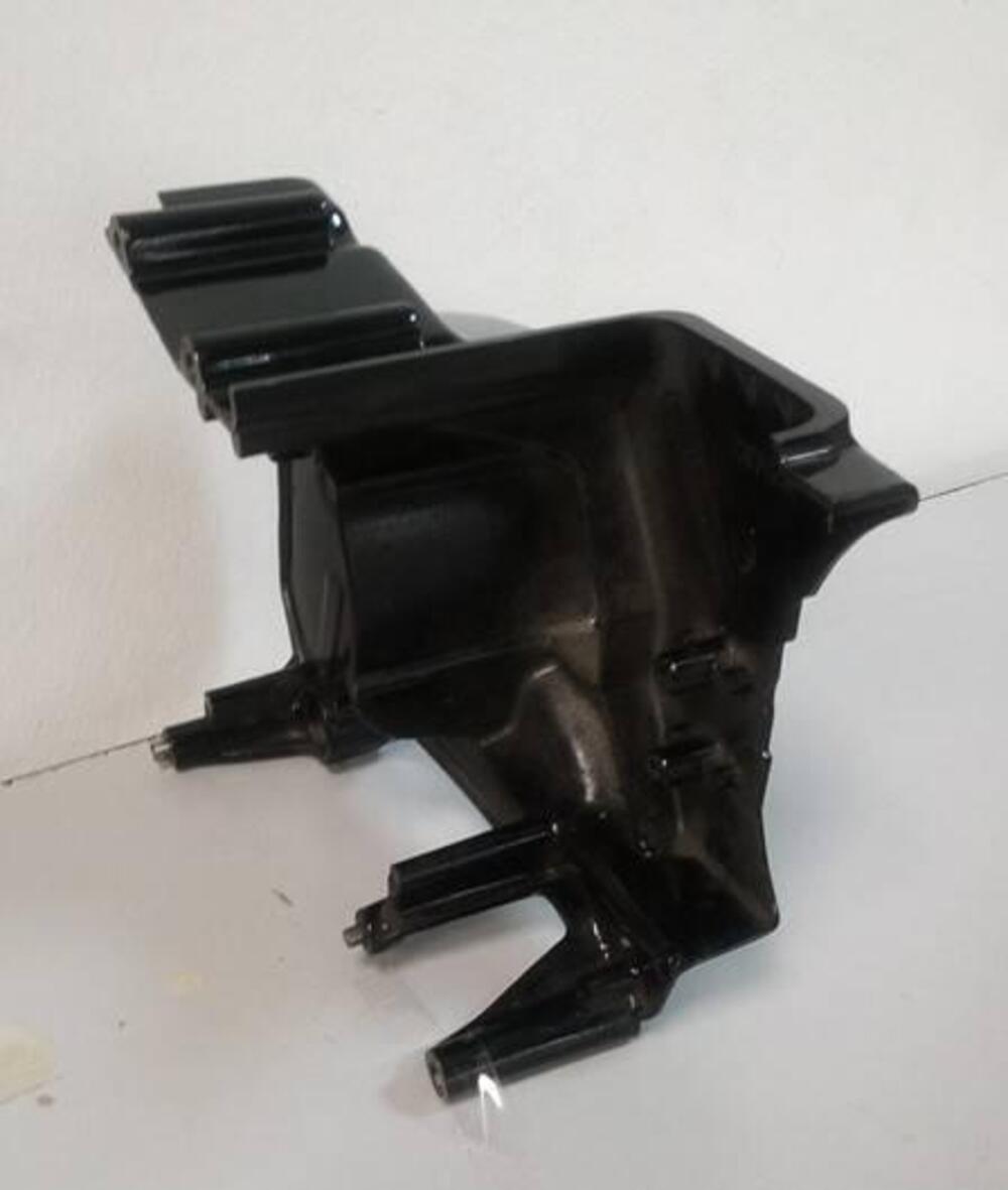 carter copri pignone GPz750 Kawasaki (2)