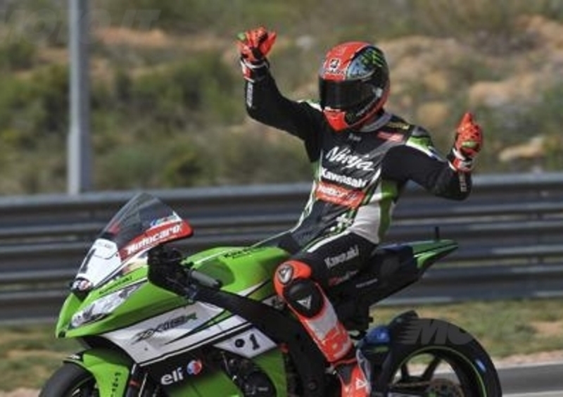 Superbike. Sykes vince Gara1 ad Aragon