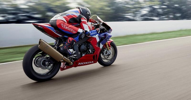 Richiamo Honda Fireblade SP: protezione calore del collettore di scarico