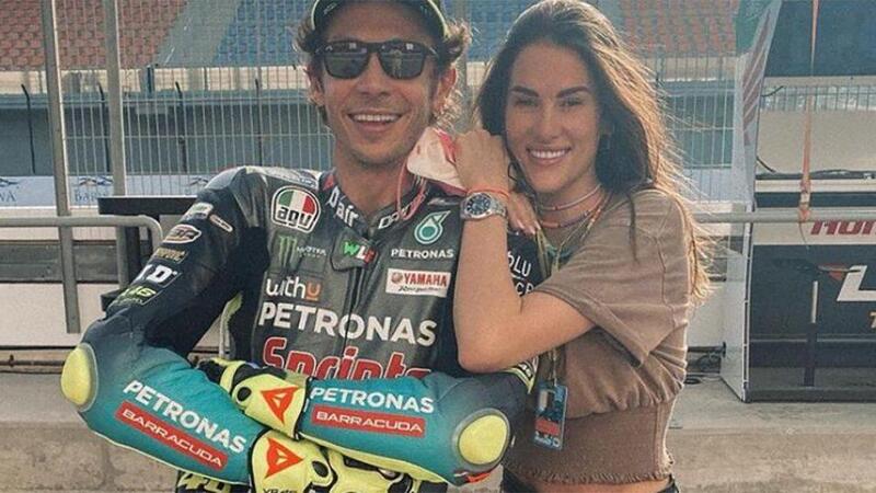 Valentino Rossi pap&agrave;: a Tavullia cresce l&rsquo;attesa per il gran giorno. E Francesca mostra la cameretta [VIDEO]