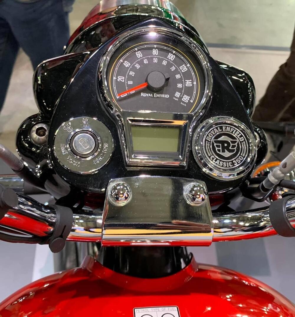 Royal Enfield Classic 350 (2021 - 26) (2)