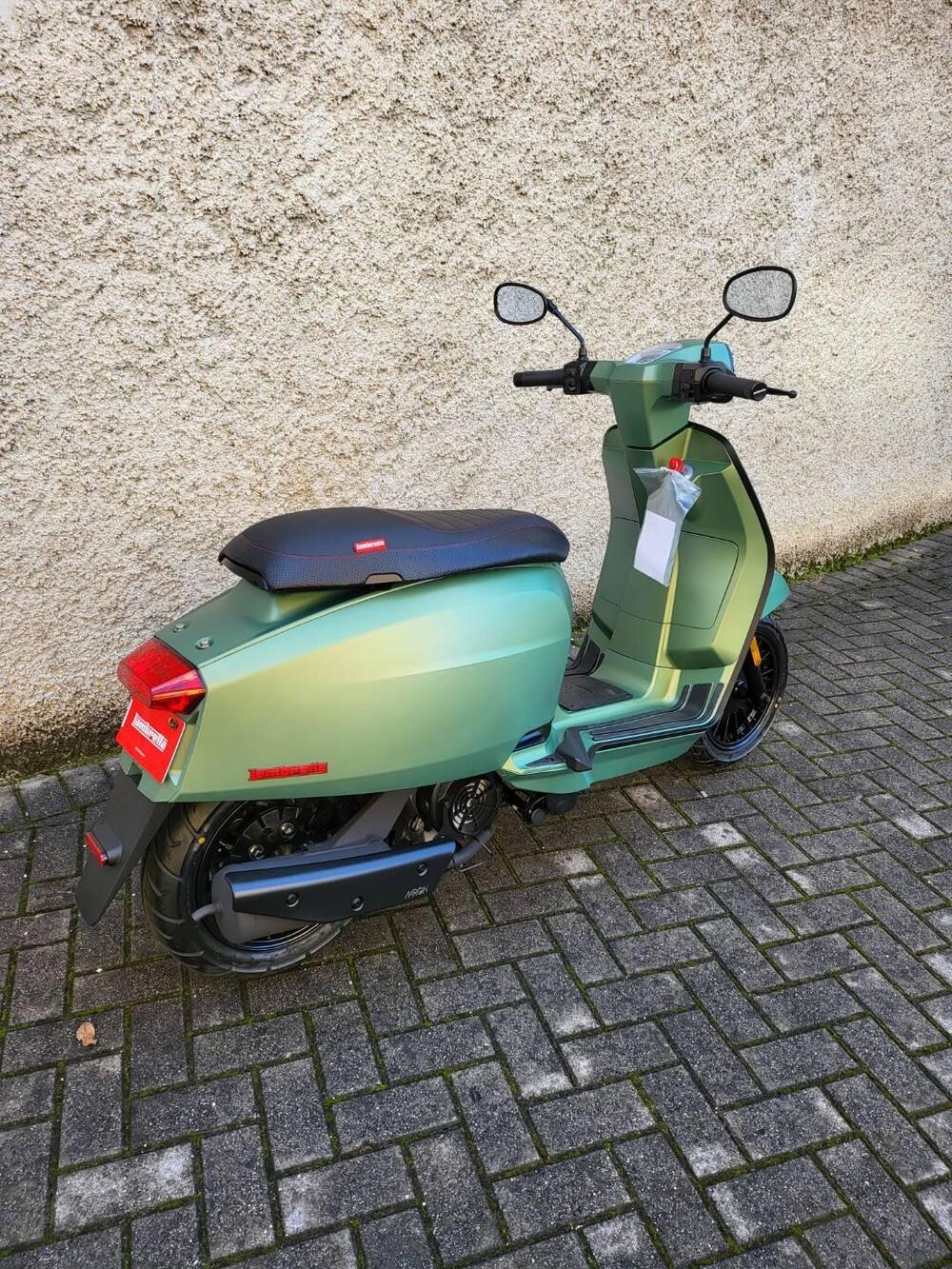 Lambretta V125 Special (2021 - 25) (3)